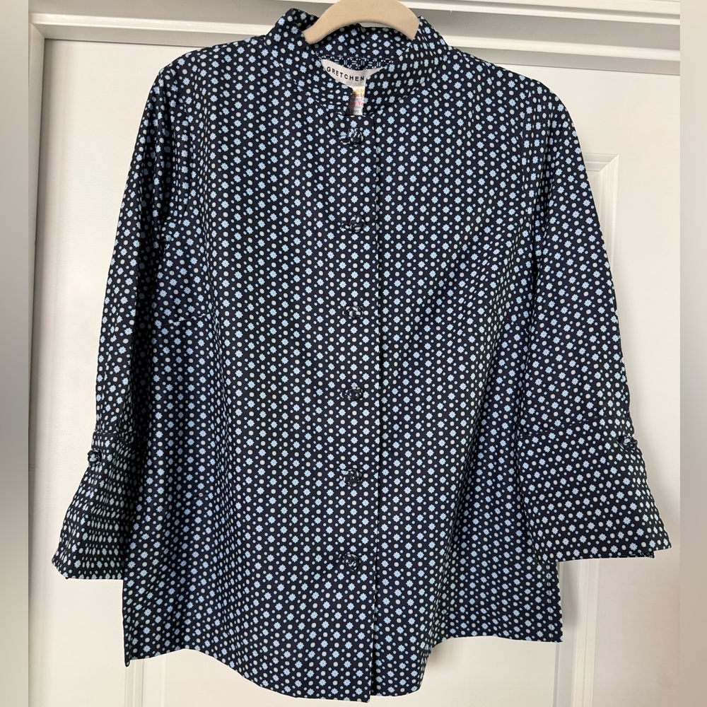 NWT Gretchen Scott Forget Me Knot Top size small
